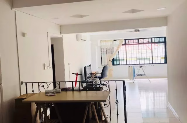 单间出租 • 武吉知马 •  Kembangan Court • S$1300 • 住宅公寓 • 普通房
