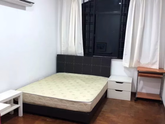 单间出租 • 武吉知马 •  Kembangan Court • S$1300 • 住宅公寓 • 普通房 照片