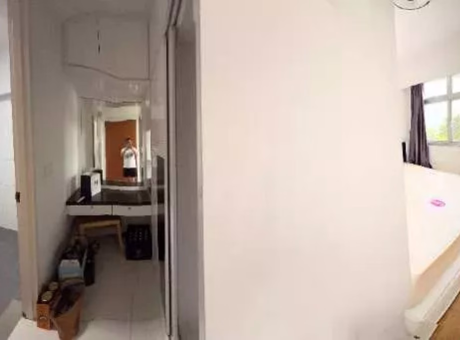 单间出租 • 梧槽 • 675A Yishun Avenue 4 • S$1300 • 3房(2臥室) • 主人房 照片