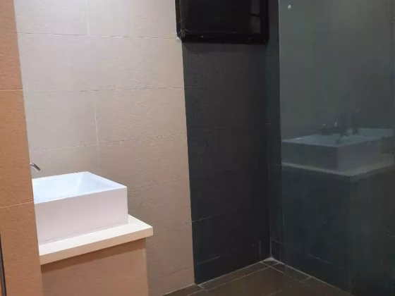 单间出租 • 巴耶利峇 •  Parc Oasis • S$1750 • 共管公寓 • 主人房 照片