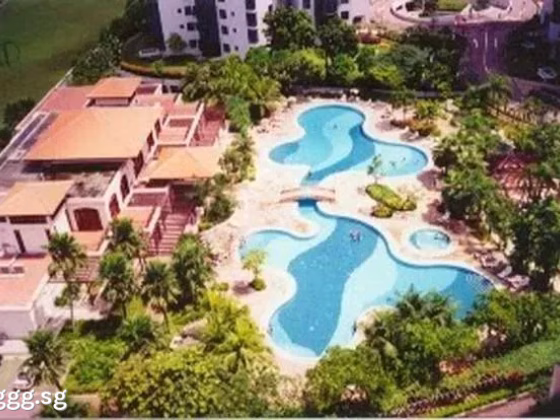 单间出租 • 巴耶利峇 •  Parc Oasis • S$1750 • 共管公寓 • 主人房 照片