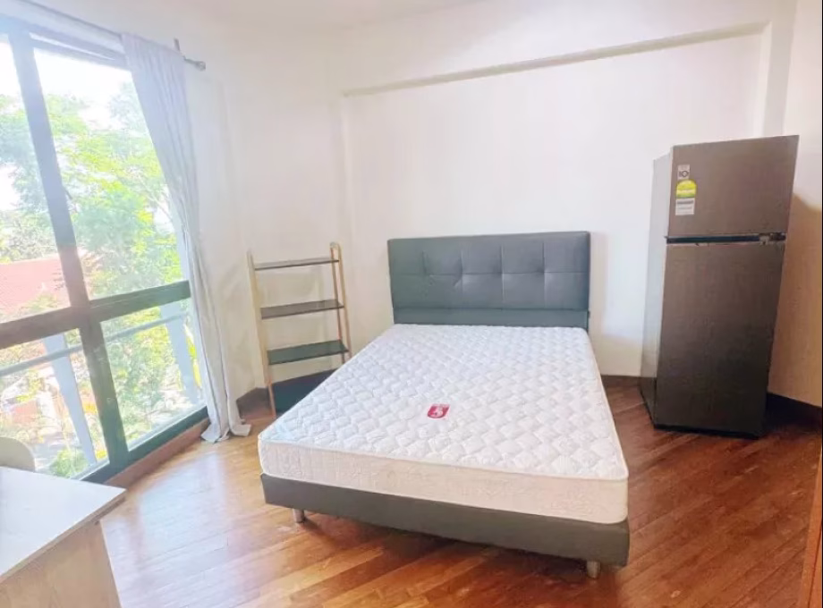 单间出租 • 西部集水区 •  Eastpoint Green • S$1500 • 共管公寓 • 主人房 照片
