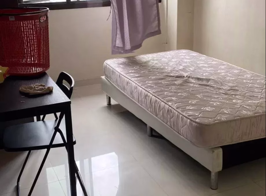 单间出租 • 金文泰 • 109A Depot Road • S$950 • 4房(3臥室) • 普通房 照片