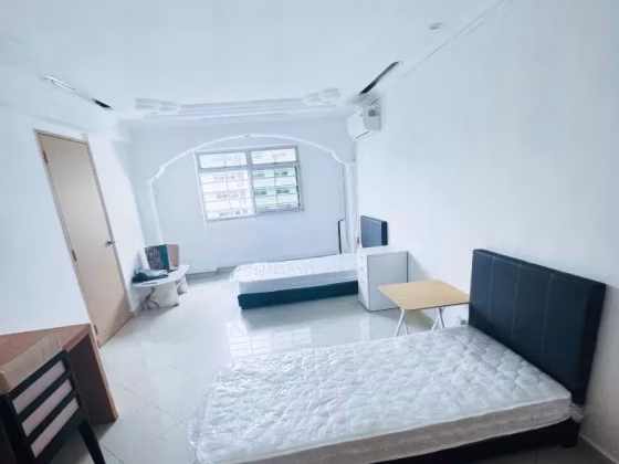 单间出租 • 三巴旺 • 822 Woodlands Street 82 • S$550 • 5房(4臥室) • 普通房 照片