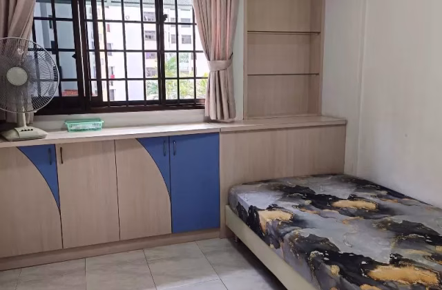 单间出租 • 芽笼 • 657 Choa Chu Kang Crescent • S$800 • 3房(2臥室) • 普通房