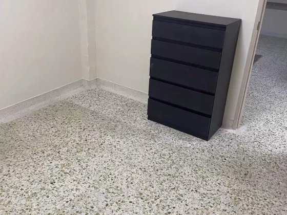 单间出租 • 马林百列 • 219 Lorong 8 Toa Payoh • S$1200 • 3房(2臥室) • 普通房 照片