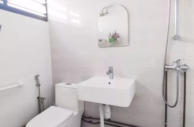 单间出租 • 芽笼 • 414 Choa Chu Kang Avenue 4 • S$800 • 4房(3臥室) • 普通房