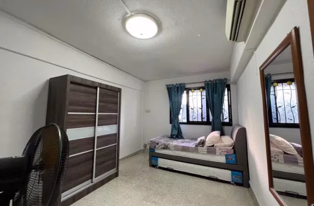 单间出租 • 武吉知马 • 121 Bedok North Road • S$1000 • 4房(3臥室) • 普通房