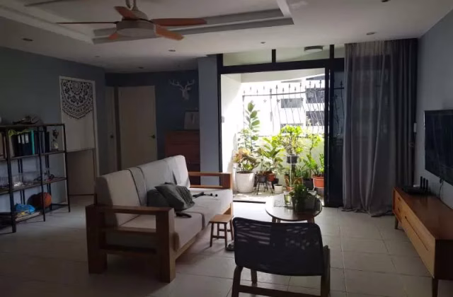 单间出租 • 林厝港 • 660D Jurong West Street 64 • S$1050 • 4房(3臥室) • 普通房