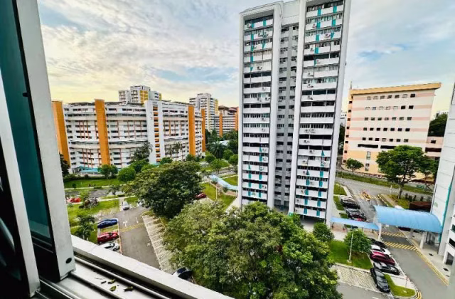 房屋出售 • 马林百列 • 21 Joo Seng Road • S$1383333 • 执行组屋 • 1636ft² / 151m²
