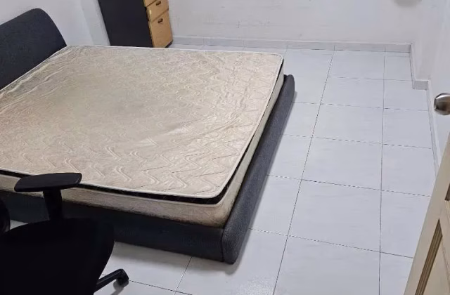 单间出租 • 博物馆 • 15 Upper Boon Keng Road • S$1000 • 4房(3臥室) • 普通房