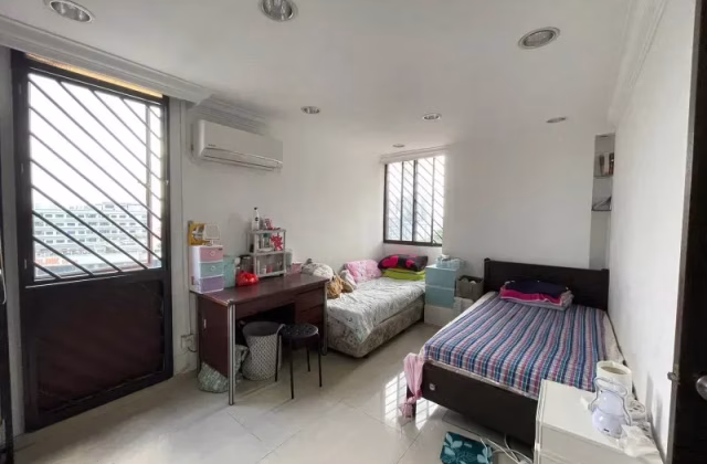 单间出租 • 欧南 •  City Plaza • S$1350 • 住宅公寓 • 普通房