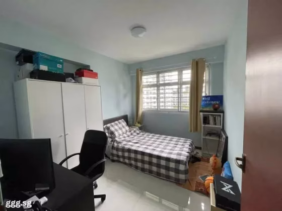 单间出租 • 梧槽 • 671B Yishun Avenue 4 • S$900 • 3房(2臥室) • 普通房 照片