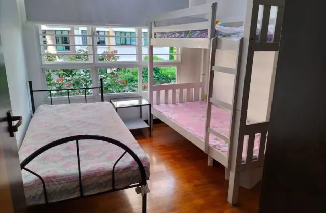 单间出租 • 碧山 • 293C Compassvale Crescent • S$500 • 4房(3臥室) • 床位出租