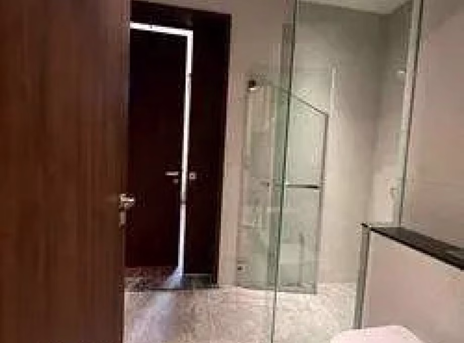 整套出租 • 诺维娜 •  Parksuites • S$5171 • 住宅公寓 • 786ft² / 73m² 照片