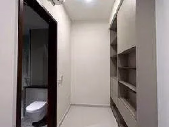 整套出租 • 诺维娜 •  Parksuites • S$5171 • 住宅公寓 • 786ft² / 73m² 照片