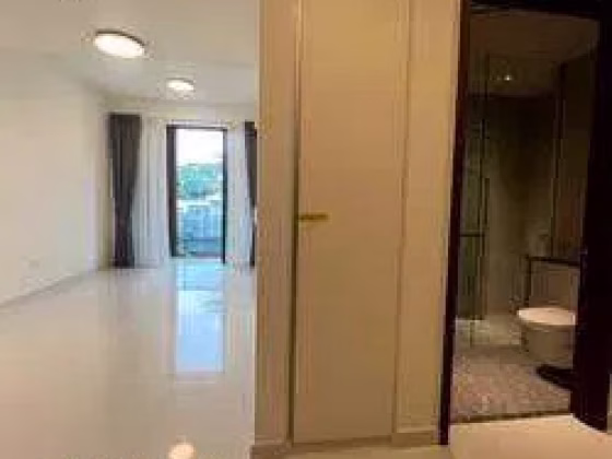 整套出租 • 诺维娜 •  Parksuites • S$5171 • 住宅公寓 • 786ft² / 73m² 照片