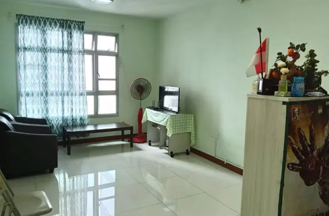 整套出租 • 金文泰 • 95C Henderson Road • S$3200 • 3房(2臥室) • 760ft² / 70m²