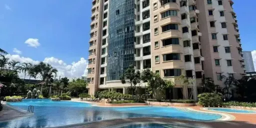 单间出租 • 芽笼 •  Simsville • S$1450 • 住宅公寓 • 普通房