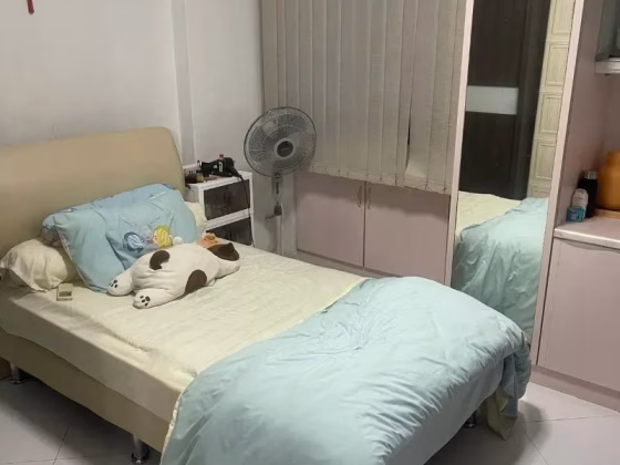 单间出租 • 三巴旺 • 736 Woodlands Circle • S$900 • 4房(3臥室) • 普通房 照片