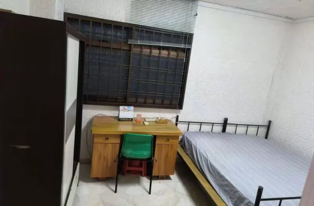 单间出租 • 三巴旺 • 895C Woodlands Drive 50 • S$1000 • 3房(2臥室) • 普通房