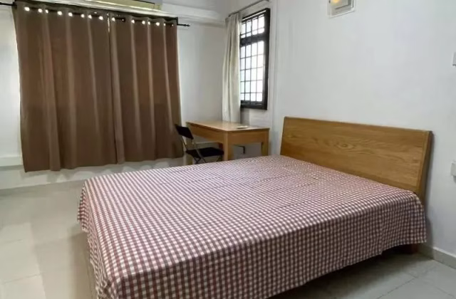 单间出租 • 后港 • 303 Canberra Road • S$2800 • 4房(3臥室) • 主人房