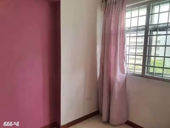 单间出租 • 梧槽 • 431A Yishun Avenue 1 • S$800 • 4房(3臥室) • 普通房 照片