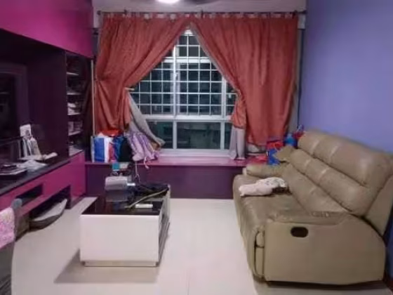 单间出租 • 梧槽 • 431A Yishun Avenue 1 • S$800 • 4房(3臥室) • 普通房 照片