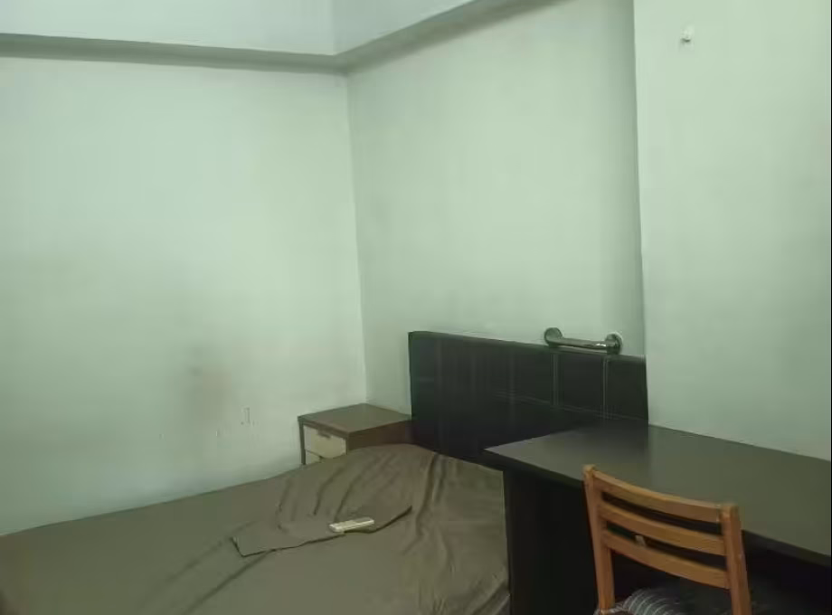 单间出租 • 三巴旺 • 738 Woodlands Circle • S$1300 • 4房(3臥室) • 主人房 照片