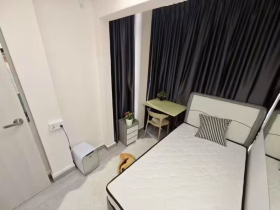 单间出租 • 纽顿 •  Novena Court • S$1100 • 住宅公寓 • 普通房 照片