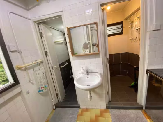 单间出租 • 金文泰 • 40 Telok Blangah Rise • S$1000 • 4房(3臥室) • 普通房 照片