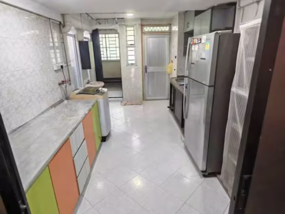 单间出租 • 马林百列 • 1 Lorong 7 Toa Payoh • S$1200 • 3房(2臥室) • 普通房 照片