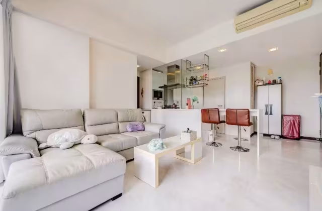 房屋出售 • 纽顿 •  Adria • S$1088888 • 住宅公寓 • 583ft² / 54m²