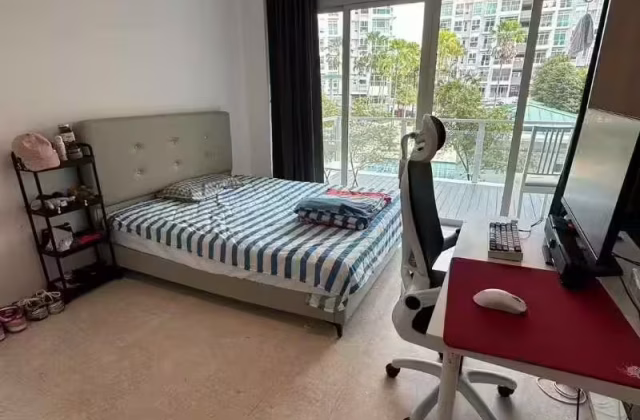 单间出租 • 金文泰 •  Monterey Park Condominium • S$1600 • 住宅公寓 • 普通房
