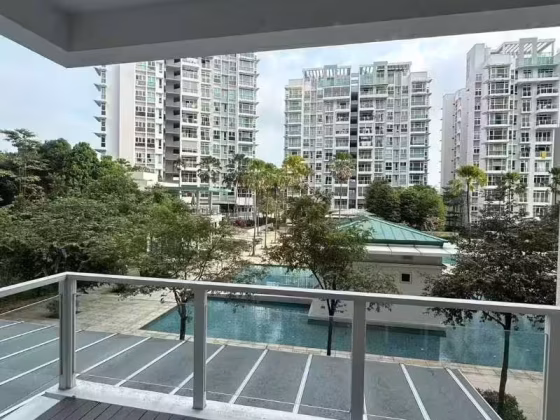 单间出租 • 金文泰 •  Monterey Park Condominium • S$1649 • 住宅公寓 • 普通房 照片