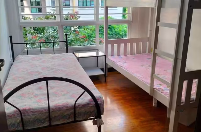 单间出租 • 碧山 • 287A Compassvale Crescent • S$500 • 4房(3臥室) • 床位出租