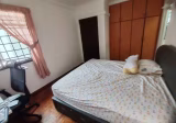 单间出租 • 碧山 • 122A Sengkang East Way • S$1200 • 3房(2臥室) • 主人房