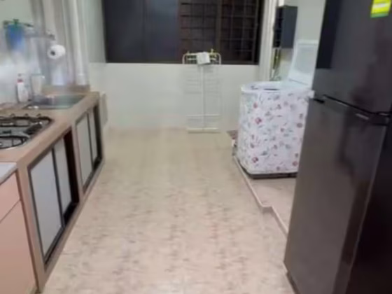 整套出租 • 武吉班让 • 430 Clementi Avenue 3 • S$3200 • 3房(2臥室) • 721ft² / 66m² 照片