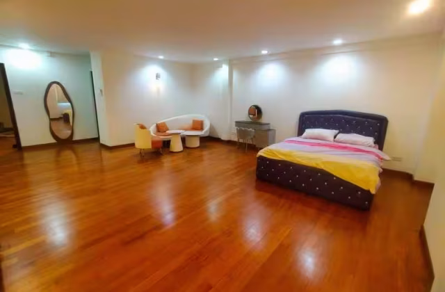 单间出租 • 中央集水区 •  Seletar Hills Estate • S$2200 • 双拼别墅 • 主人房