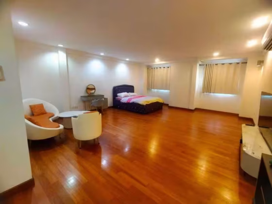 单间出租 • 中央集水区 •  Seletar Hills Estate • S$2200 • 双拼别墅 • 主人房 照片