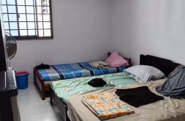 单间出租 • 西部集水区 • 261 Tampines Street 21 • S$550 • 4房(3臥室) • 普通房