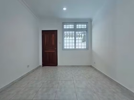 整套出租 • 新加坡河 •  People's Garden • S$8200 • 优质洋房 • 4200ft² / 390m² 照片