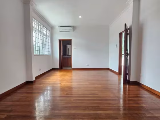 整套出租 • 新加坡河 •  People's Garden • S$8200 • 优质洋房 • 4200ft² / 390m² 照片