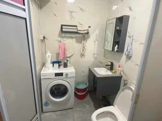 单间出租 • 林厝港 • 673B Jurong West Street 65 • S$1400 • 4房(3臥室) • 主人房 照片