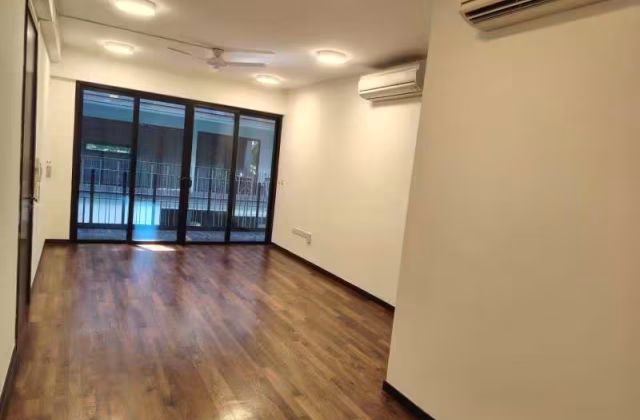 房屋出售 • 登加 •  Hijauan • S$2300000 • 住宅公寓 • 1001ft² / 92m²