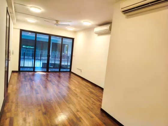 房屋出售 • 登加 •  Hijauan • S$2300000 • 住宅公寓 • 1001ft² / 92m² 照片