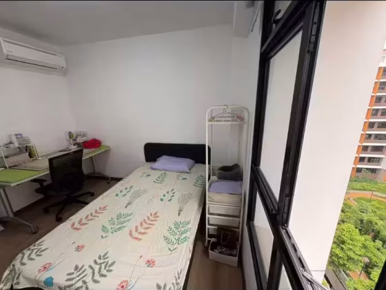 整套出租 • 裕廊东 •  Plantation Crescent • S$1700 • 2房(1臥室) • 830ft² / 77m² 照片