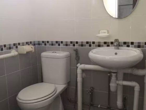 单间出租 • 武吉知马 • 606 Bedok Reservoir Road • S$1250 • 5房(4臥室) • 主人房 照片