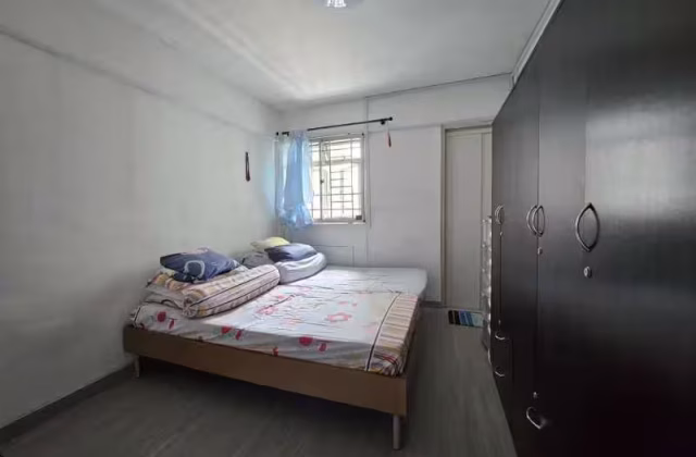 单间出租 • 乌节 • 644 Ang Mo Kio Avenue 4 • S$900 • 3房(2臥室) • 主人房