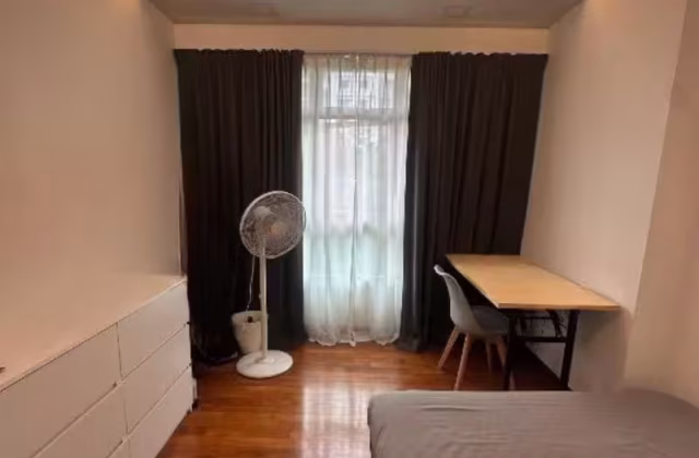 单间出租 • 碧山 • 215A Compassvale Drive • S$950 • 4房(3臥室) • 普通房